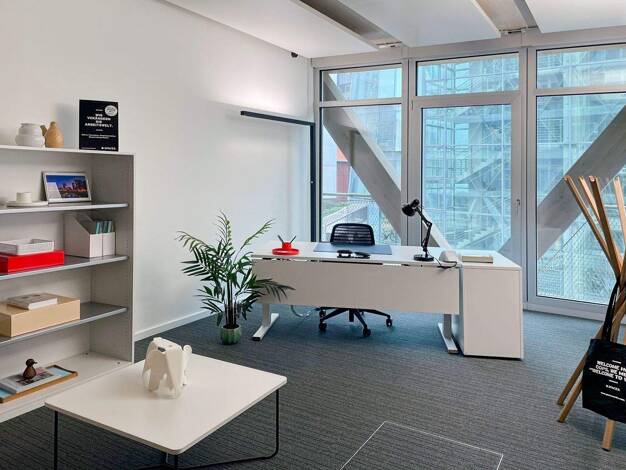 Bürofläche zur Miete provisionsfrei 5.077 € 100 m² Bürofläche Speditionstraße 2 Hafen Dusseldorf 40221