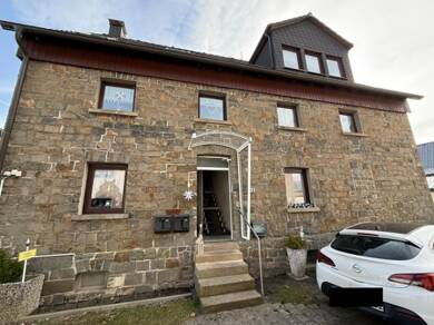 Mehrfamilienhaus zum Kauf 280.000 € 292,3 m² 872 m² Grundstück Neuenrade Neuenrade 58809