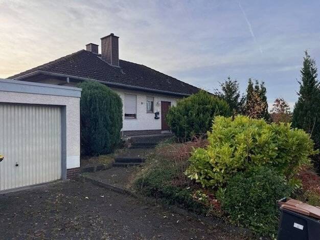 Einfamilienhaus zum Kauf 279.000 € 7 Zimmer 156 m² 1.000 m² Grundstück Niederaula 36272