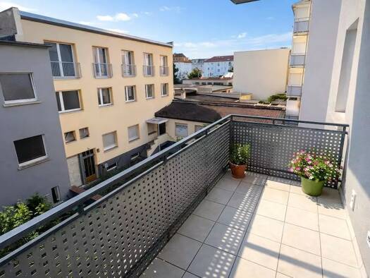 Wohnung zur Miete 595 € 1 Zimmer 42 m² Geschoss 3/6 frei ab 01.03.2026 Offenbach am Main 63067