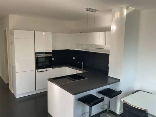 Wohnung zur Miete 1.250 € 2 Zimmer 70 m² Geschoss 3/4 frei ab 01.10.2026 Frauenland Würzburg 97074
