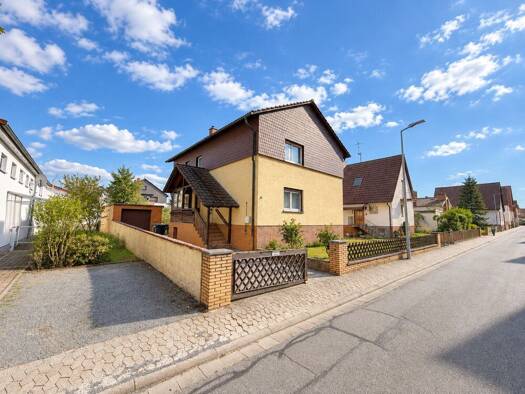 Mehrfamilienhaus zum Kauf 450.000 € 8 Zimmer 150,6 m² 555 m² Grundstück Schwanheim Bensheim 64625