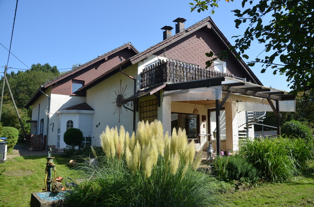 Mehrfamilienhaus zum Kauf 395.000 € 315 m²<br/>Wohnfläche 1.420 m²<br/>Grundstück Füllengarten Saarbrücken / Burbach 66115