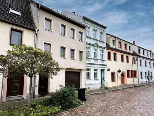 Mehrfamilienhaus zum Kauf 120.000 € 8 Zimmer 210 m² 150 m² Grundstück frei ab sofort Roßwein 04741