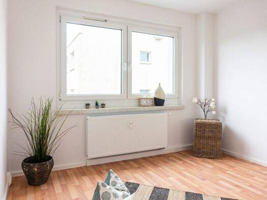 Wohnung zur Miete 639 € 4 Zimmer 106,6 m² 4. Geschoss frei ab 01.03.2026 Paul-Bertz-Str. 44 Helbersdorf Chemnitz 09120
