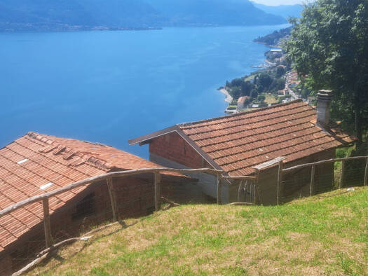 Haus zum Kauf 2 Zimmer 110 m² 1.500 m² Grundstück MUSSO 22010