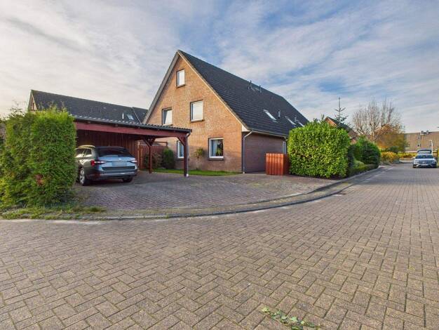 Mehrfamilienhaus zum Kauf 697.000 € 10 Zimmer 462 m² 817 m² Grundstück Husum 25813
