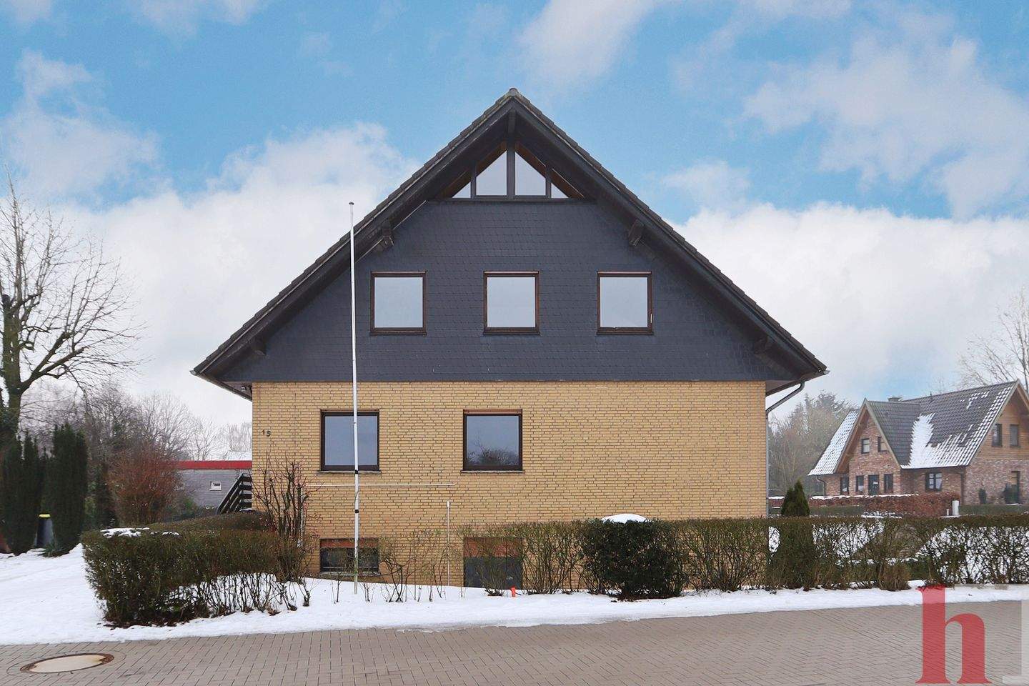 Immobilie in Holdorf - Großes Mehrfamilienhaus in weitläufiger Siedlungslage - Bild 3