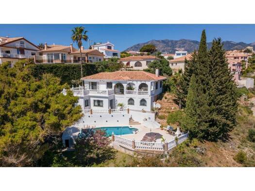 Chalet zur Miete 3.900 € 4 Zimmer 280 m² 930 m² Grundstück Fuengirola 29640