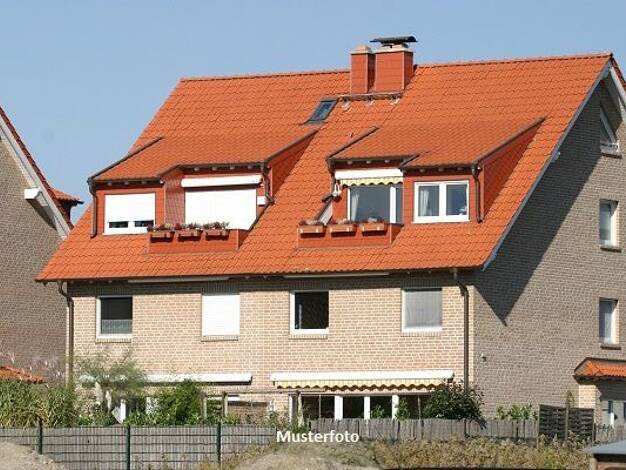 Mehrfamilienhaus zum Kauf 280.000 € 7 Zimmer 202 m² 4.282 m² Grundstück Kirche Oberwolfach 77709
