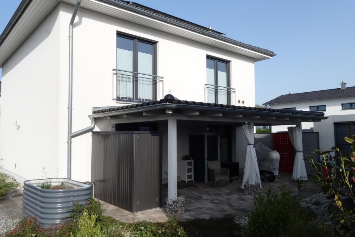 Einfamilienhaus zum Kauf 499.000 € 4 Zimmer 125 m²<br/>Wohnfläche 598 m²<br/>Grundstück ab sofort<br/>Verfügbarkeit Planungsbezirk 104 Straubing 94315