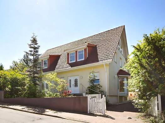 Doppelhaushälfte zum Kauf 285.000 € 3 Zimmer 155 m² 332 m² Grundstück Bad Harzburg Bad Harzburg 38667