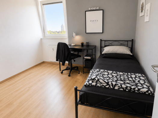 WG-Zimmer zur Miete 450 € 12 m² frei ab 01.10.2026 Büchenbach Erlangen 91056