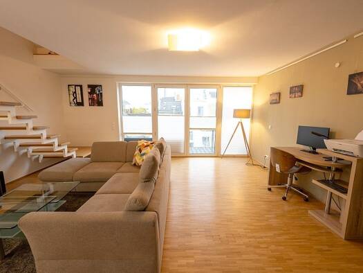 Wohnung zur Miete auf Zeit 2.275 € 3 Zimmer 89 m² frei ab 16.09.2026 Ehrenfeld Ehrenfeld 50823