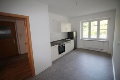 Wohnung zur Miete 273 € 1 Zimmer 48 m² EG frei ab sofort Wartburgstraße 78 Bernsdorf 423 Chemnitz 09126