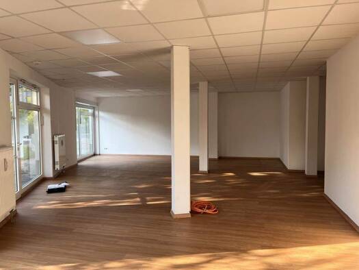 Verkaufsfläche zur Miete provisionsfrei 895 € 3 Zimmer 173 m² Verkaufsfläche teilbar ab 173 m² Bischofswerda 01877