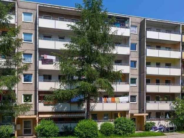 Wohnung zur Miete nur mit Wohnberechtigungsschein 452 € 3 Zimmer 64,3 m² 4. Geschoss frei ab 21.03.2026 Sanddornstr. 22 Gorbitz-Nord/Neu-Omsewitz Dresden 01169