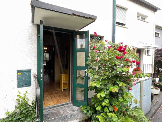 Reihenmittelhaus zum Kauf 395.000 € 6 Zimmer 145,5 m² 290 m² Grundstück frei ab sofort Hanau 63454