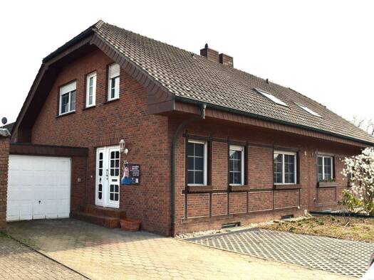 Doppelhaushälfte zum Kauf 330.000 € 5 Zimmer 113 m² 263 m² Grundstück frei ab sofort Möllenkampweg 35a Mehrhoog Hamminkeln 46499