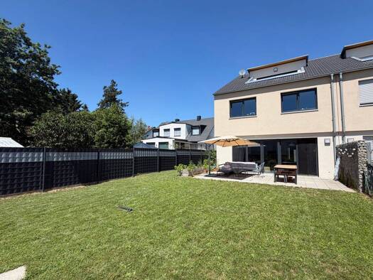 Doppelhaushälfte zur Miete 3.100 € 6 Zimmer 240 m² 511 m² Grundstück frei ab 01.10.2026 Reutles Nürnberg 90427