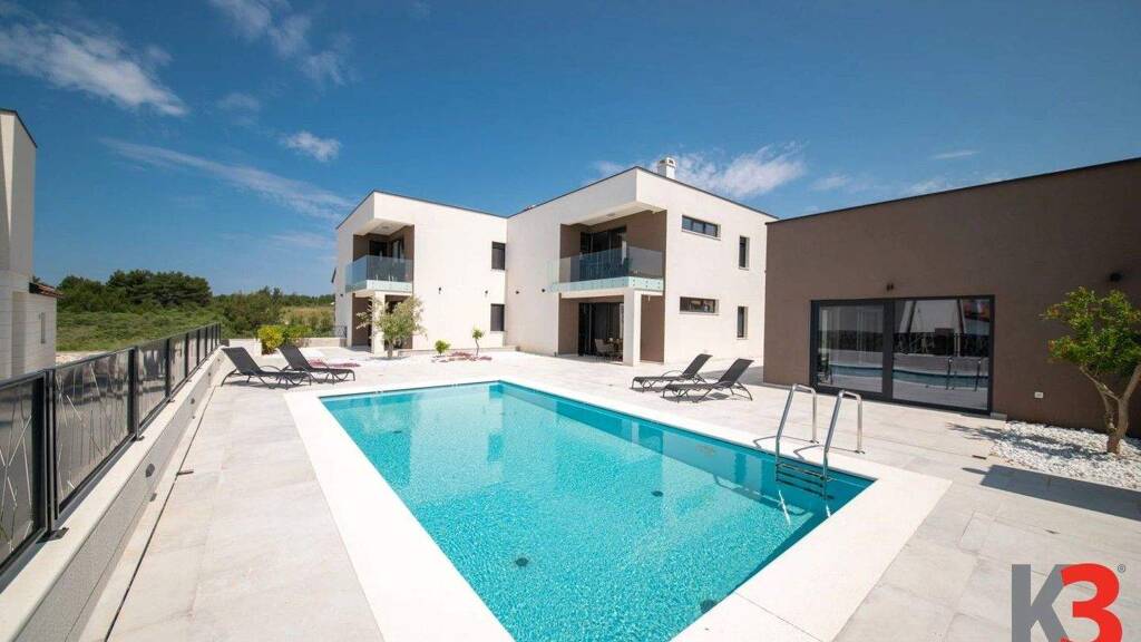 Haus zum Kauf 1.250.000 € 8 Zimmer 396 m² Vrsi 0