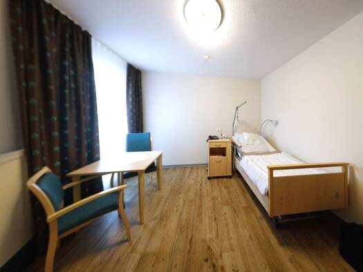 Pflegeheim zum Kauf als Kapitalanlage geeignet 159.000 € 23,1 m² 2.000 m² Grundstück Pluwig Pluwig 54316