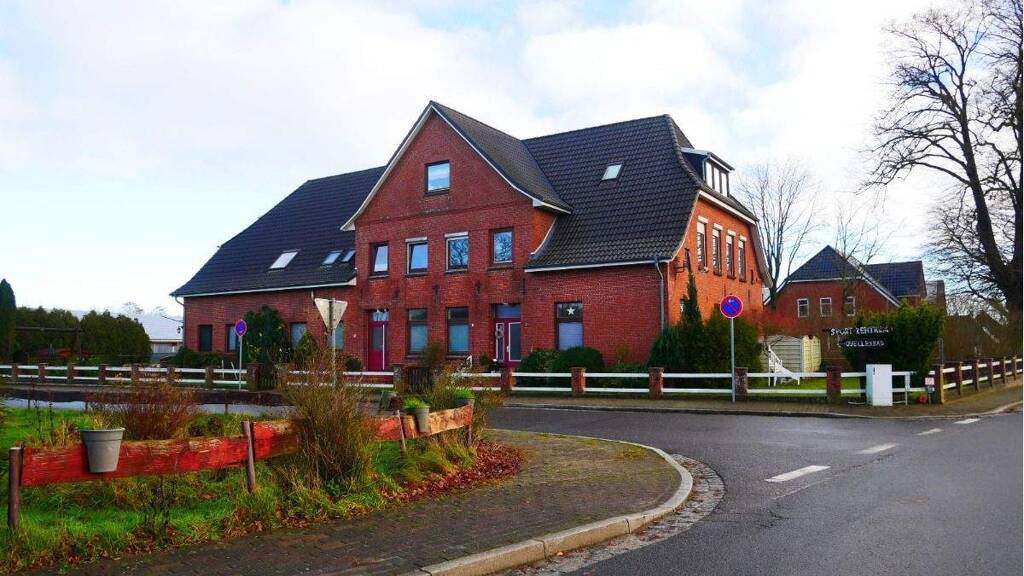 Mehrfamilienhaus zum Kauf 589.000 € 22 Zimmer 595 m² 2.783 m² Grundstück Bunsoh 25767