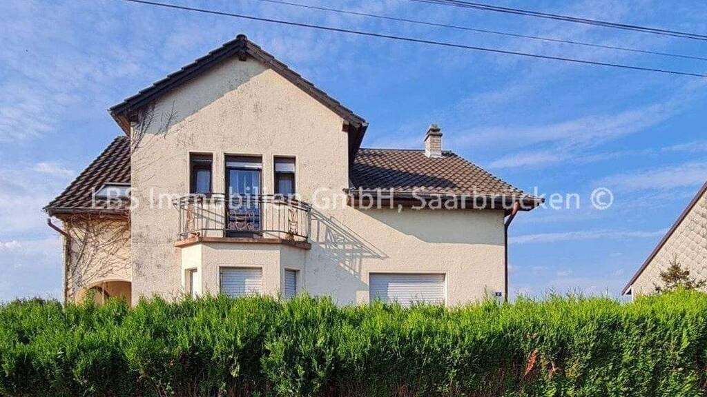 Einfamilienhaus zum Kauf 110.000 € 5 Zimmer 120 m² 1.401 m² Grundstück frei ab sofort Willerwald 57430