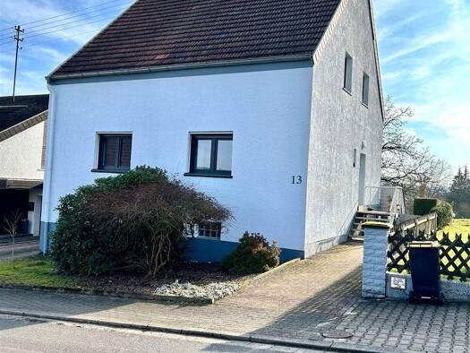 Haus zum Kauf 185.000 € 5 Zimmer 125 m² 746 m² Grundstück frei ab sofort Dirmingen Eppelborn 66571