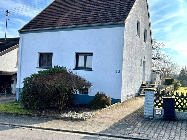 Haus zum Kauf 185.000 € 5 Zimmer 125 m² 746 m² Grundstück frei ab sofort Dirmingen Eppelborn 66571