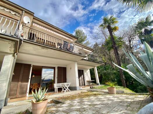 Reihenmittelhaus zum Kauf 239.000 € 4 Zimmer 92 m² 100 m² Grundstück Luino 21016