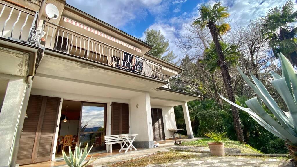 Reihenmittelhaus zum Kauf 239.000 € 4 Zimmer 92 m² 100 m² Grundstück Luino 21016