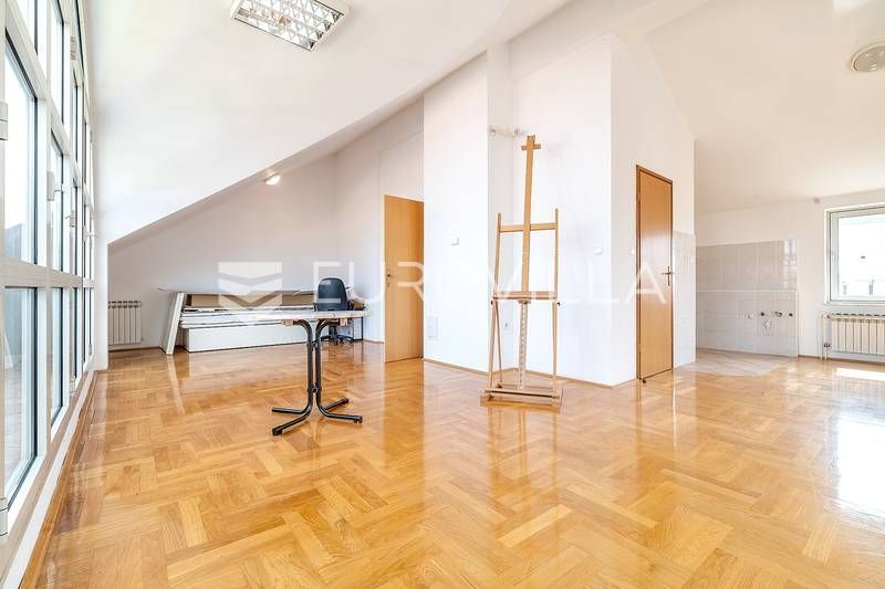 Wohnung zur Miete 780 € 1 Zimmer 65 m²<br/>Wohnfläche 3.<br/>Geschoss Malesnica 10000