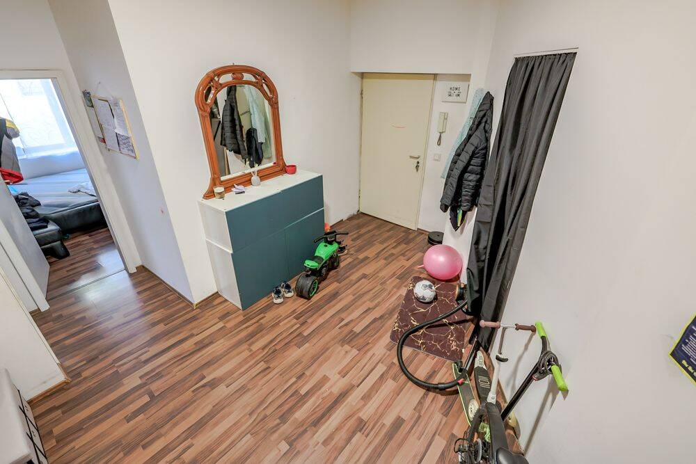 Property thumbnail 16