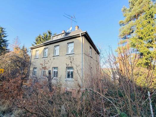 Haus zum Kauf 60.000 € 6 Zimmer 140 m² 850 m² Grundstück frei ab sofort Leipziger Straße 104 Döbeln Döbeln 04720