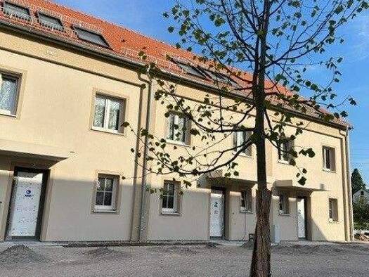 Reihenendhaus zur Miete 2.000 € 4 Zimmer 144 m² 166 m² Grundstück frei ab 01.03.2026 Gustav-Voigt-Straße 22 Oberwartha Dresden 01156