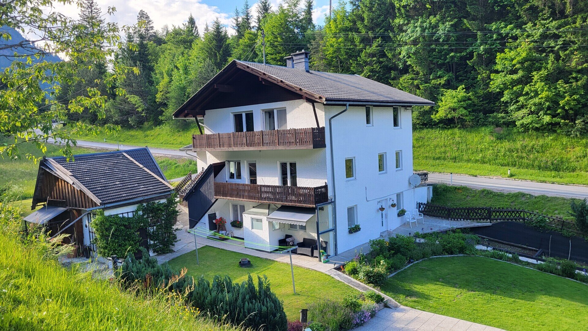 Mehrfamilienhaus zum Kauf 385.000 € 8 Zimmer 190 m²<br/>Wohnfläche Laas 9640