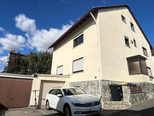 Mehrfamilienhaus zum Kauf als Kapitalanlage geeignet 725.000 € 8 Zimmer 240 m² 400 m² Grundstück Massenheim Bad Vilbel 61118