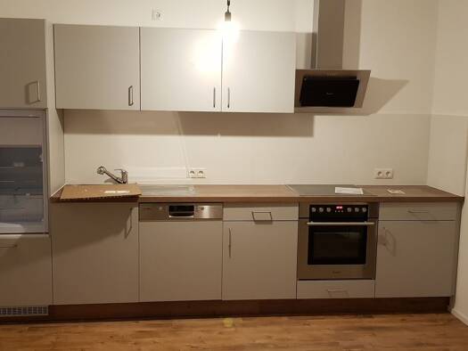Wohnung zur Miete 450 € 1,5 Zimmer 56 m² Geschoss EG/2 frei ab 01.10.2025 Greuther Straße 1 a Abtswind 97355