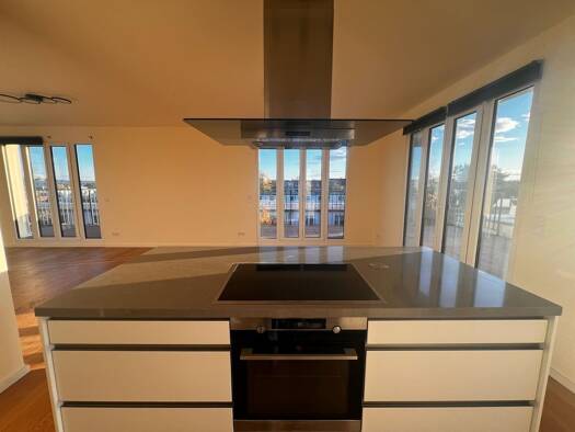 Penthouse zur Miete 2.090 € 3 Zimmer 103 m² Geschoss 5/6 frei ab sofort Trierer Straße 30 Weißensee Berlin 13088