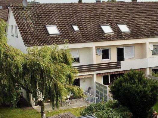 Reihenmittelhaus zum Kauf provisionsfrei 350.000 € 7 Zimmer 136 m² 372 m² Grundstück Fichtenstraße 7d Lauingen 89415