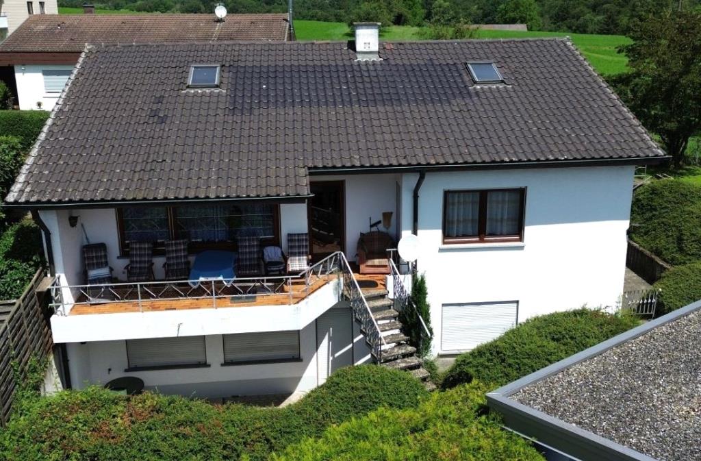 Einfamilienhaus zum Kauf 598.000 € 7 Zimmer 198 m²<br/>Wohnfläche 643 m²<br/>Grundstück Pliezhausen Pliezhausen 72124