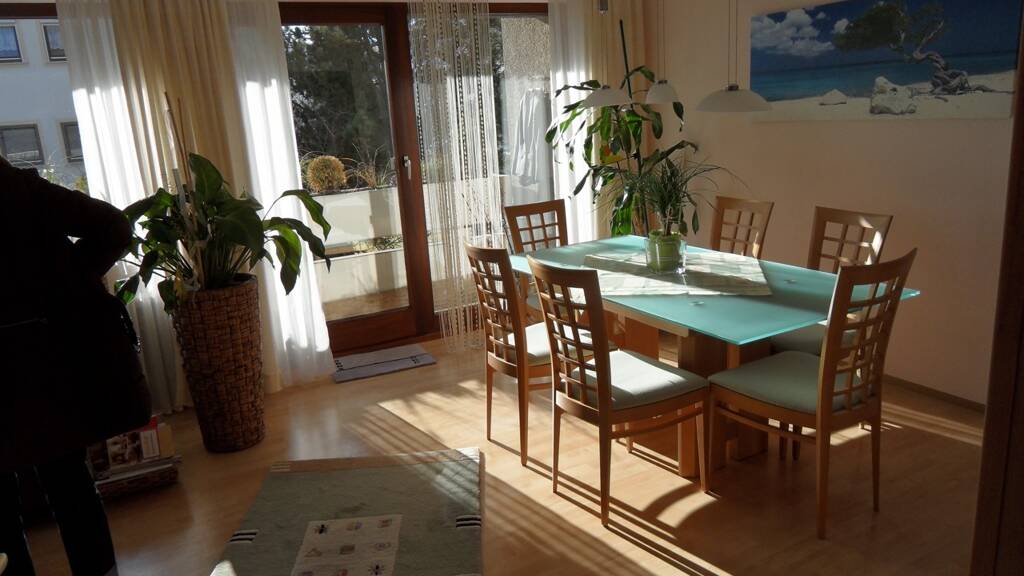 Wohnung zur Miete 690 € 3 Zimmer 89 m² Geschoss 1/3 frei ab 15.05.2026 Wurmlingen 78573