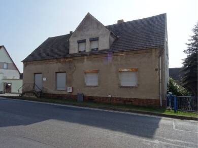 Bauernhaus zum Kauf provisionsfrei 45.000 € 5 Zimmer 3.270 m² Grundstück frei ab sofort Dresdener Straße 33 Hohenleipisch Hohenleipisch 04934