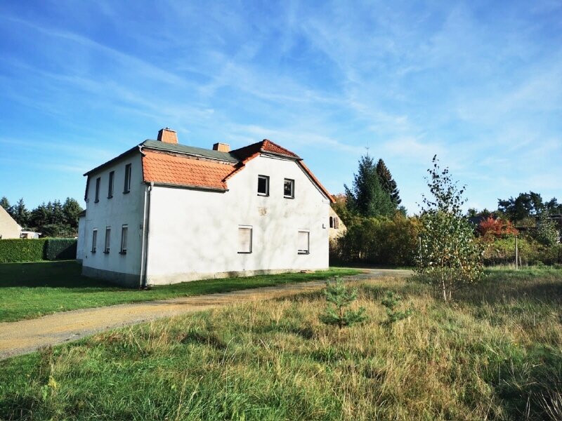 Mehrfamilienhaus zum Kauf 108.000 € 8 Zimmer 201 m²<br/>Wohnfläche 2.073 m²<br/>Grundstück Bernsdorf Bernsdorf 02994