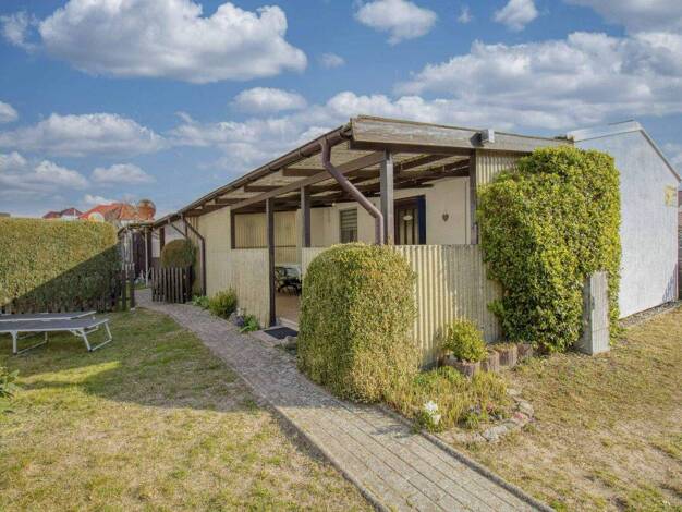 Bungalow zum Kauf 179.000 € 6 Zimmer 74,1 m² 392,1 m² Grundstück Koserow 17459