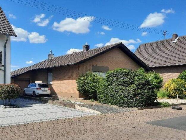 Bungalow zum Kauf provisionsfrei 549.000 € 5 Zimmer 135 m² 520 m² Grundstück Rheidt Niederkassel 53859