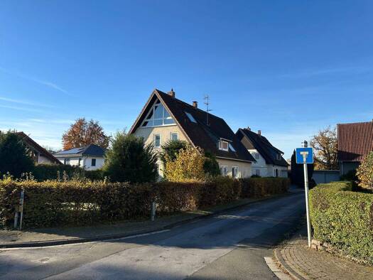Haus zum Kauf provisionsfrei 297.000 € 10 Zimmer 561 m² Grundstück frei ab sofort Ennigloh Bünde 32257