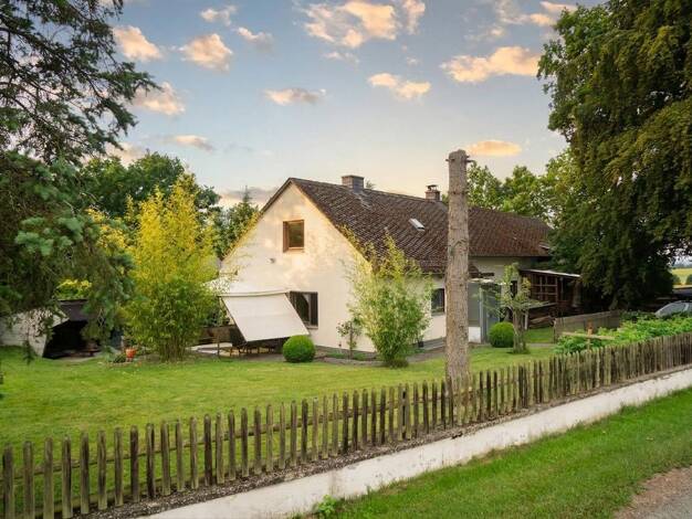 Einfamilienhaus zum Kauf provisionsfrei 429.000 € 6 Zimmer 131 m² 14.446 m² Grundstück Erbach 55494