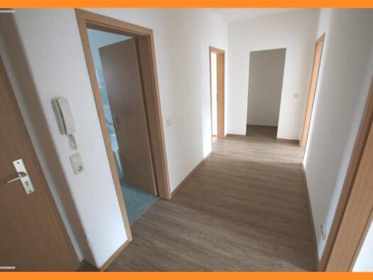 Wohnung zur Miete 360 € 2 Zimmer 59,7 m² 4. Geschoss frei ab 01.03.2027 Sachsenplatz 13 Innenstadt Gera 07545